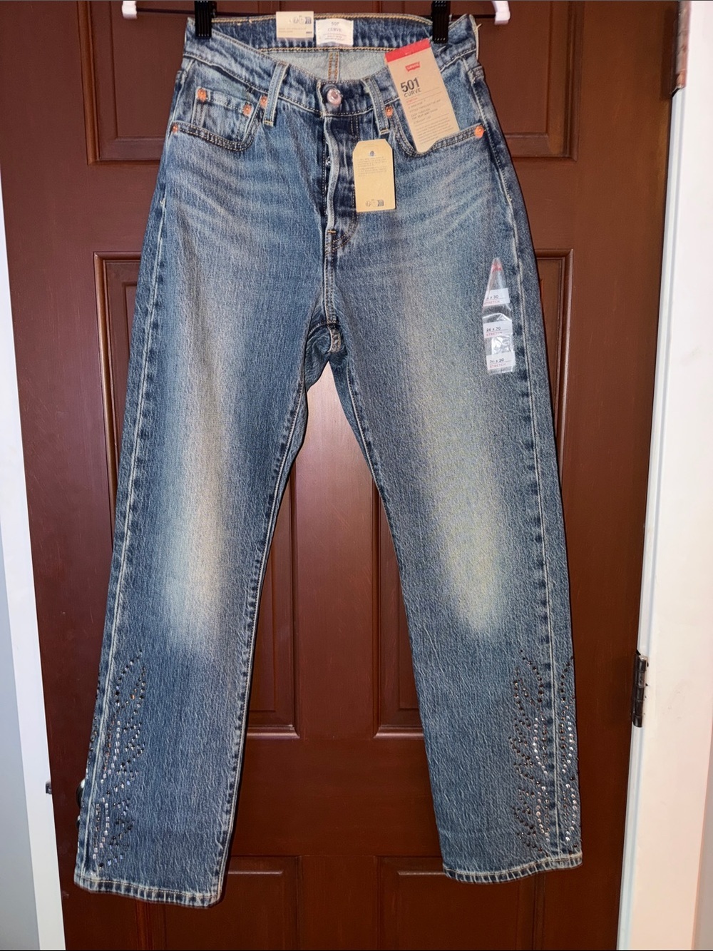 Levi's Women’s Curved Jeans in Faded Blue Denim